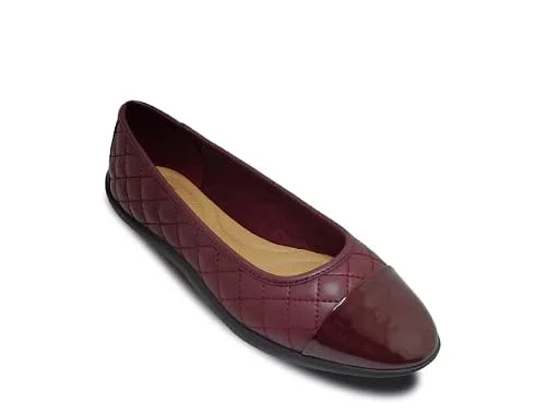 Time and Tru Women's Quilted Ballet Flats (Wine, us_Footwear_Size_System, Adult, Women, Numeric, Medium, Numeric_7)